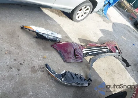 2017 Toyota Highlander Xle z USA, uszkodzony, nr VIN 5TDJZRFH1HS439471